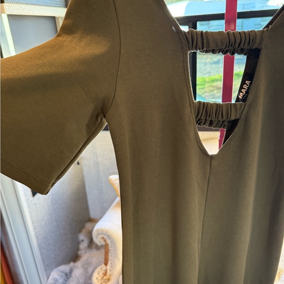 NWT MARA the Label - Chic Olive Green Jumpsuit size medium - Picture 7 of 7